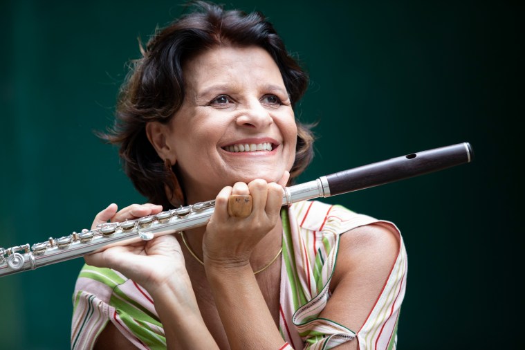 Flautista Andrea Ernest Dias