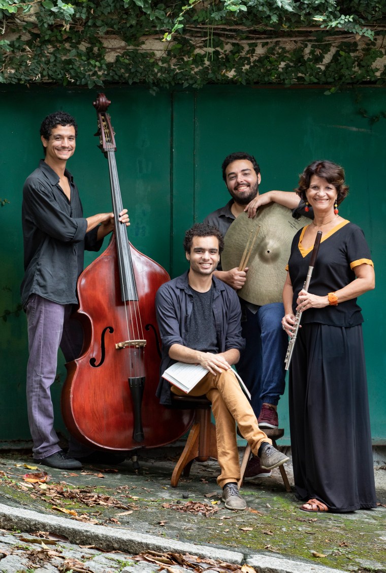 Andrea Ernest Dias Quarteto
